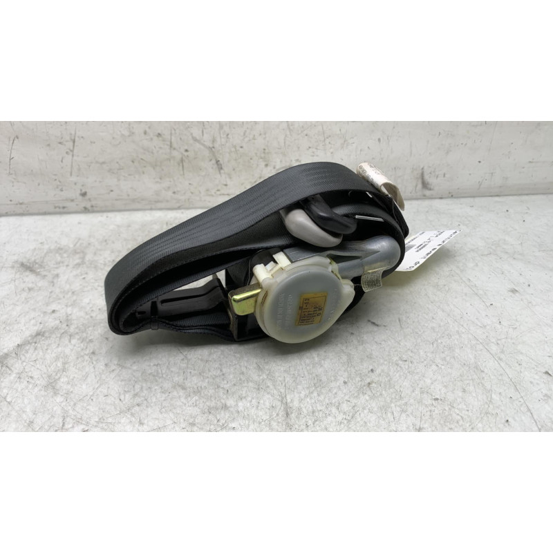 Pretensionneur de ceinture avant droit MAZDA 2 1 Photo n°1