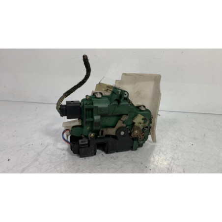 Serrure avant droit VOLKSWAGEN GOLF 4