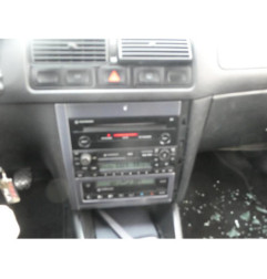 Serrure avant droit VOLKSWAGEN GOLF 4
