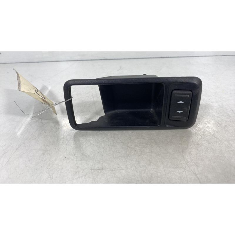 Interrupteur de leve vitre arriere gauche FORD C-MAX 1 Photo n°3