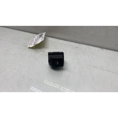 Interrupteur de leve vitre avant droit AUDI A3 2