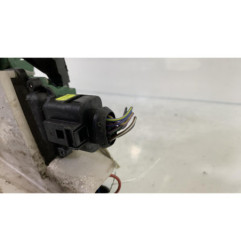 Serrure avant droit VOLKSWAGEN GOLF 4