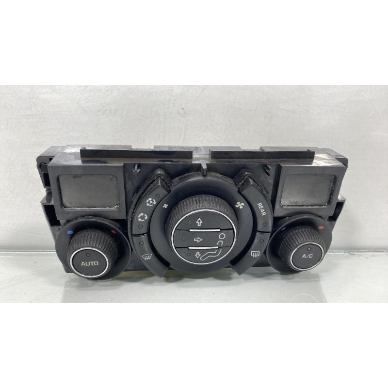 Commande chauffage PEUGEOT 5008 1 Photo n°3