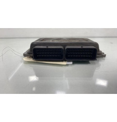 Calculateur moteur RENAULT CLIO 2