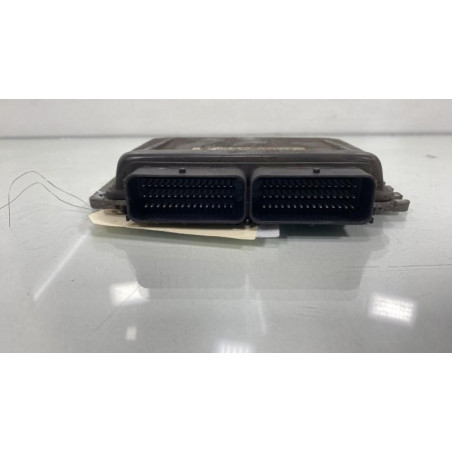 Calculateur moteur RENAULT CLIO 2