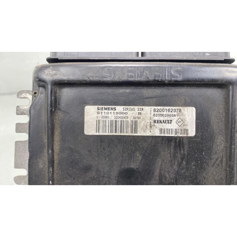 Calculateur moteur RENAULT CLIO 2 Photo n°3