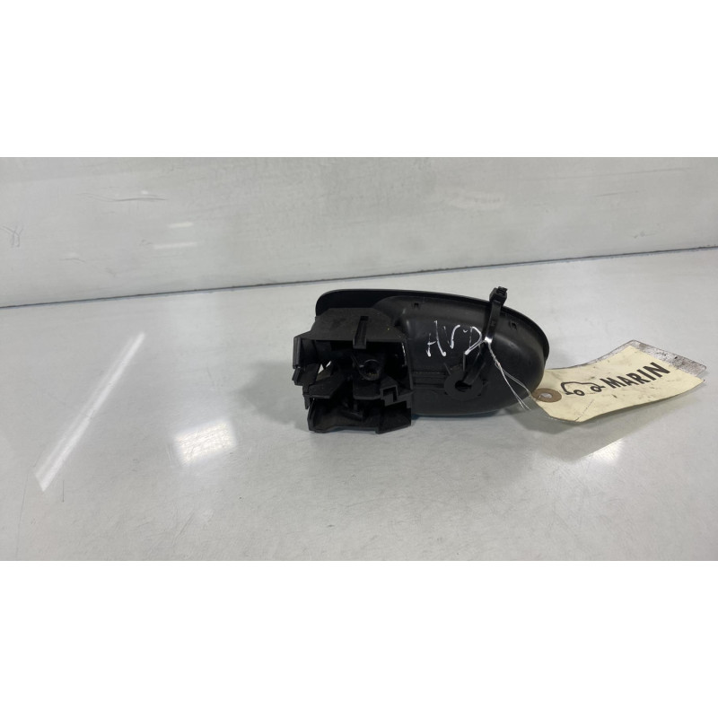 Poignee interieur avant droit TOYOTA YARIS 2 Photo n°3