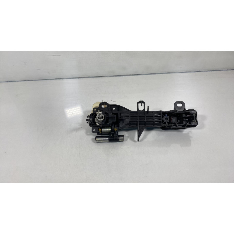 Poignee porte avant droit TOYOTA YARIS 3 Photo n°2