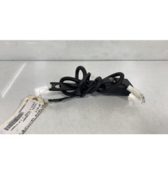 Attache ceinture avant droit TOYOTA YARIS 3 Photo n°1