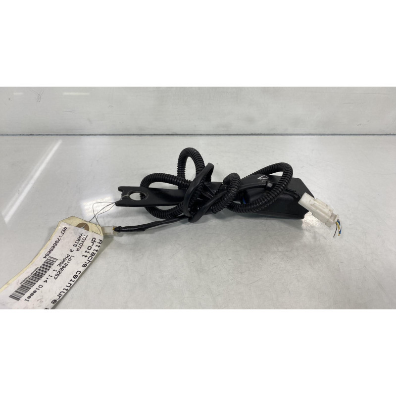 Attache ceinture avant droit TOYOTA YARIS 3 Photo n°1