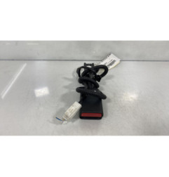 Attache ceinture avant droit TOYOTA YARIS 3