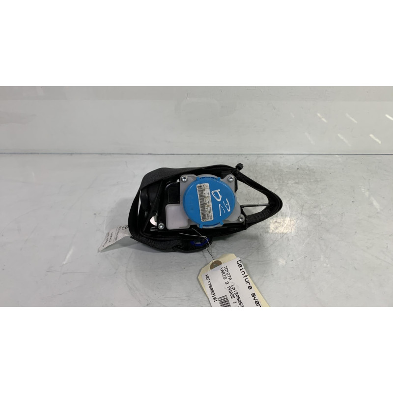 Pretensionneur de ceinture avant droit TOYOTA YARIS 3 Photo n°1