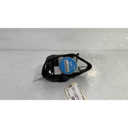 Pretensionneur de ceinture avant droit TOYOTA YARIS 3 Photo n°1