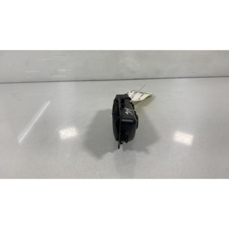 Poignee interieur avant gauche TOYOTA YARIS 3
