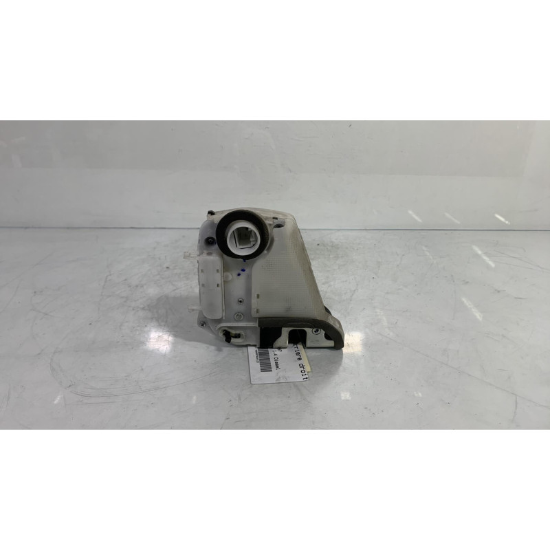 Serrure arriere droit TOYOTA YARIS 3 Photo n°1