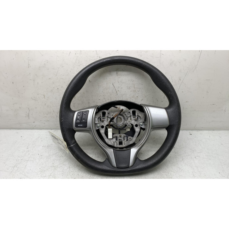 Volant TOYOTA YARIS 3 Photo n°3