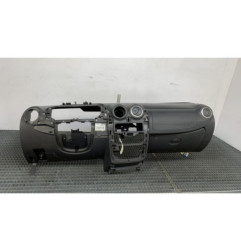 Planche de bord complete DACIA DUSTER 1