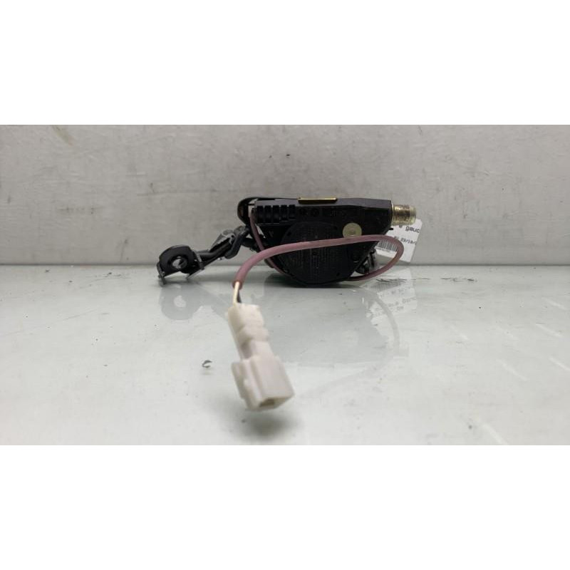Pretensionneur de ceinture arriere gauche RENAULT CLIO 2 Photo n°2