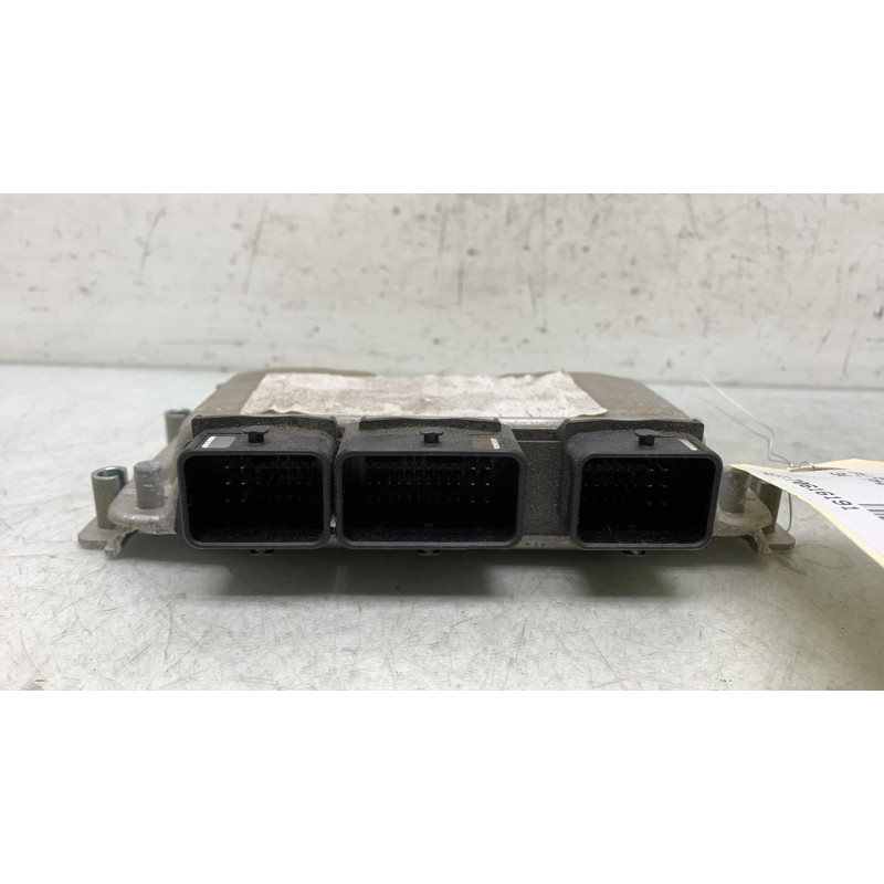 Calculateur moteur PEUGEOT 307 Photo n°2