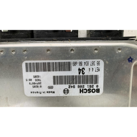 Calculateur moteur PEUGEOT 206