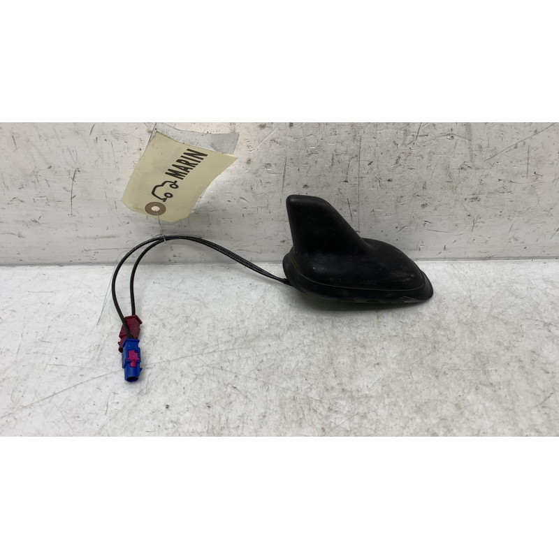 Antenne VOLKSWAGEN TOUAREG 2 Photo n°1