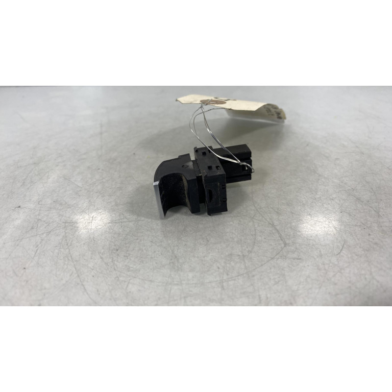 Interrupteur de leve vitre arriere droit VOLKSWAGEN TOUAREG 2 Photo n°3
