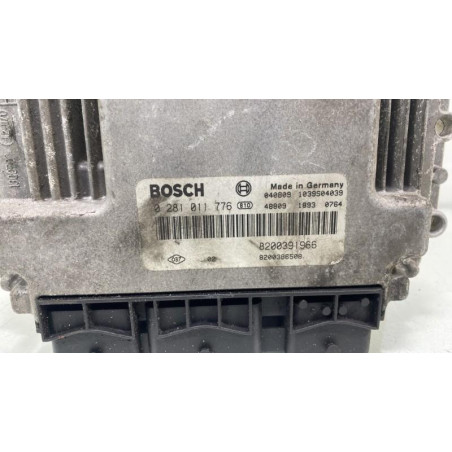 Calculateur moteur RENAULT GRAND SCENIC 2