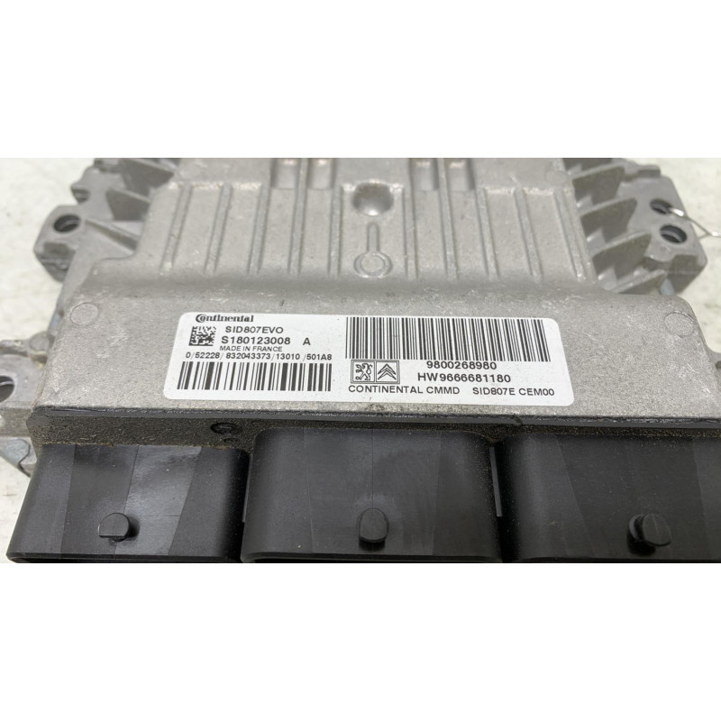 Calculateur moteur PEUGEOT 5008 1 Photo n°2