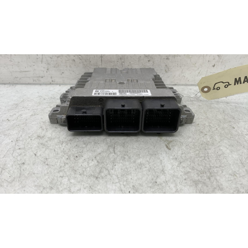 Calculateur moteur PEUGEOT 5008 1 Photo n°3