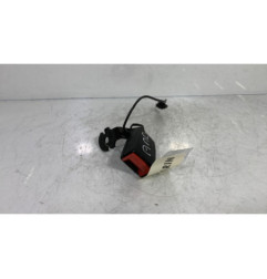 Attache ceinture arriere droit AUDI A1 1