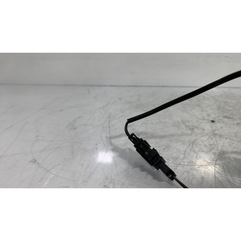 Attache ceinture arriere droit AUDI A1 1 Photo n°3