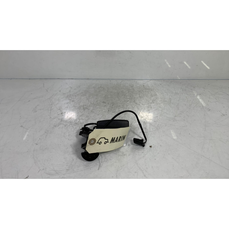 Attache ceinture arriere gauche AUDI A1 1 Photo n°2