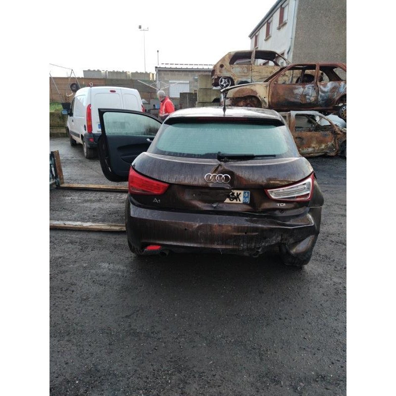 Eclairage de plafonnier AUDI A1 1 Photo n°12