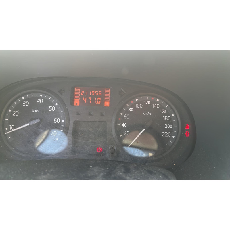 Calculateur moteur RENAULT CLIO 2 CAMPUS Photo n°8