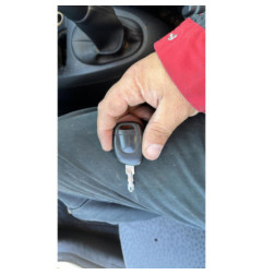 Calculateur moteur RENAULT CLIO 2 CAMPUS
