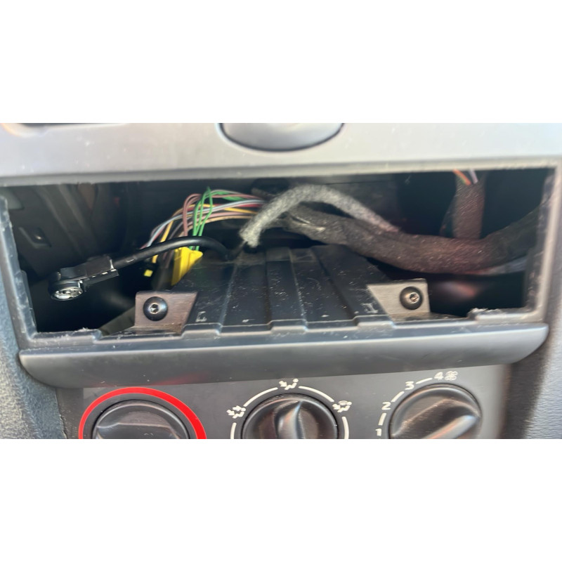 Calculateur moteur RENAULT CLIO 2 CAMPUS Photo n°12