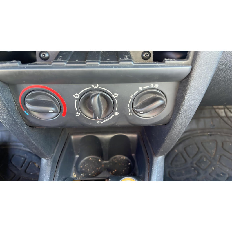 Calculateur moteur RENAULT CLIO 2 CAMPUS Photo n°14
