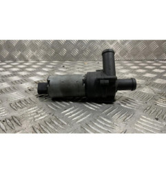 Pompe de circulation d'eau, chauffage auxiliaire VOLKSWAGEN PASSAT 4