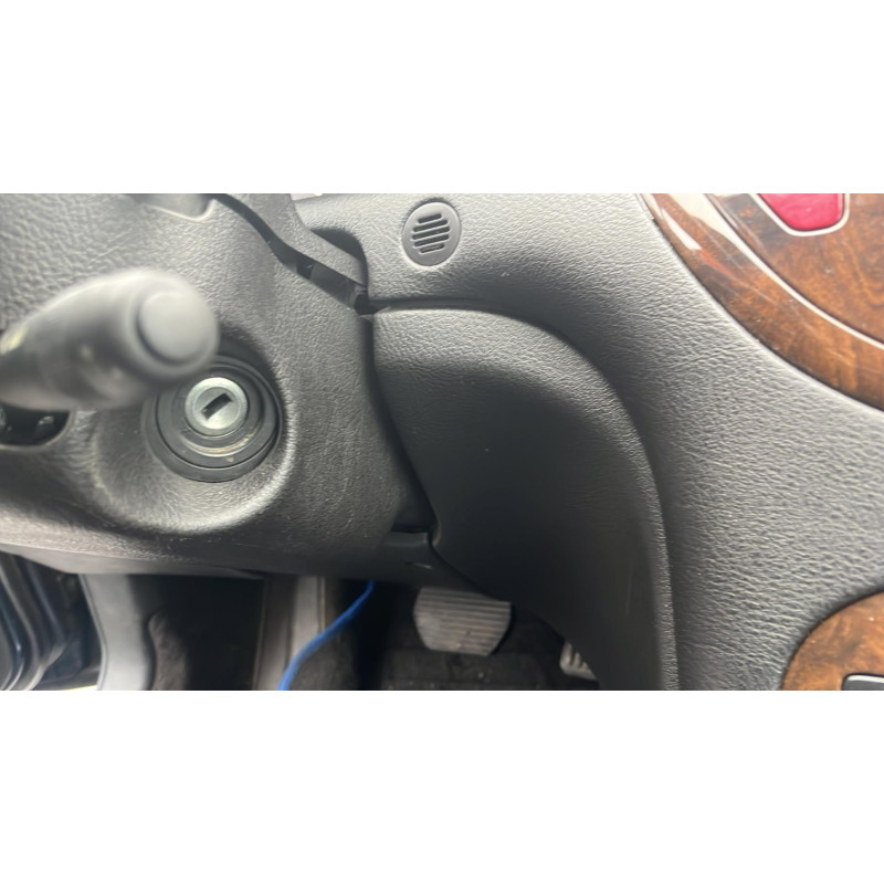 Pretensionneur de ceinture avant droit PEUGEOT 607 Photo n°11