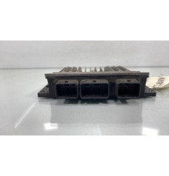 Calculateur moteur RENAULT SCENIC 2
