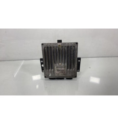 Calculateur moteur RENAULT SCENIC 2