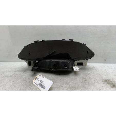 Compteur TOYOTA YARIS 2 Photo n°1