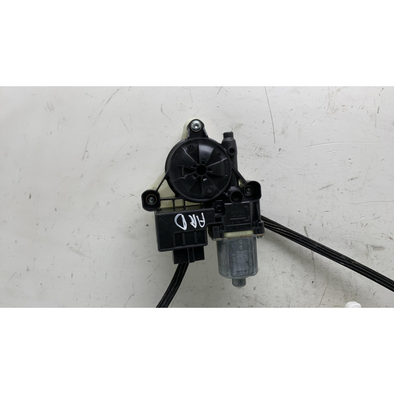 Leve vitre mecanique arriere droit VOLKSWAGEN POLO 6 Photo n°3