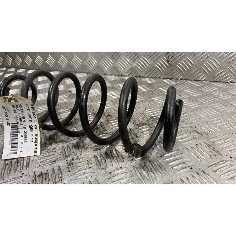 Ressort de suspension arriere gauche VOLKSWAGEN POLO 6 Photo n°3
