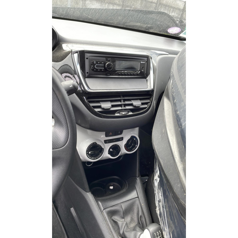 Cremaillere assistee PEUGEOT 208 1 Photo n°12
