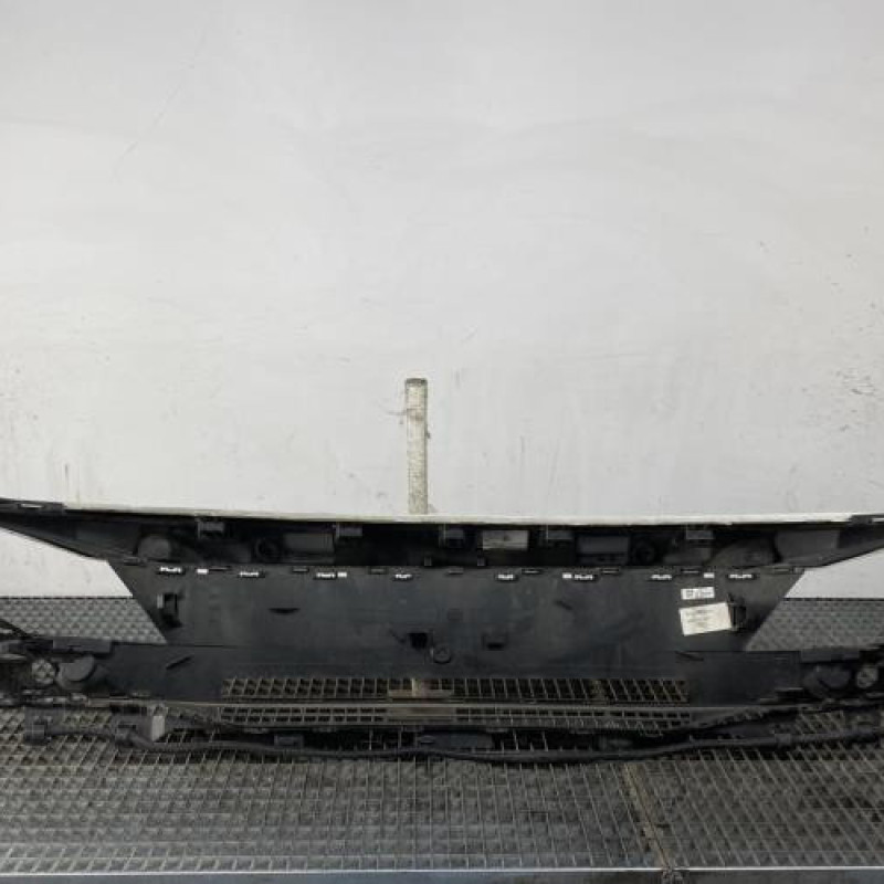 Calandre PEUGEOT 3008 2 Photo n°4