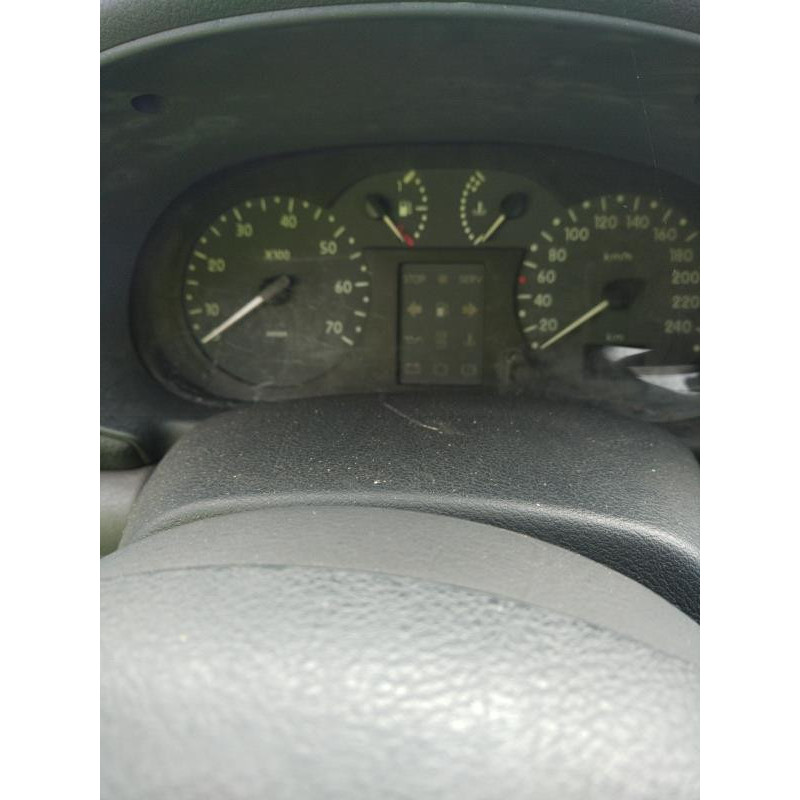 Pompe à carburant RENAULT CLIO 2 Photo n°12