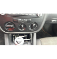 Feu arriere secondaire gauche (feux) VOLKSWAGEN GOLF 5