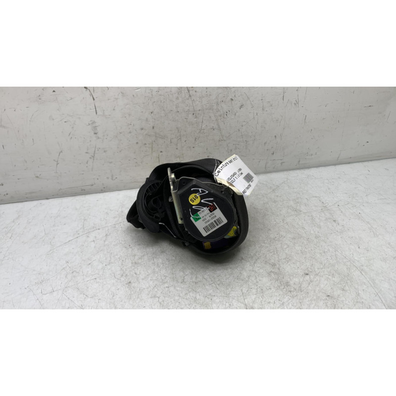 Pretensionneur de ceinture avant droit VOLKSWAGEN GOLF 5 Photo n°2