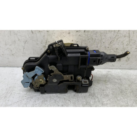 Serrure avant gauche VOLKSWAGEN GOLF 5